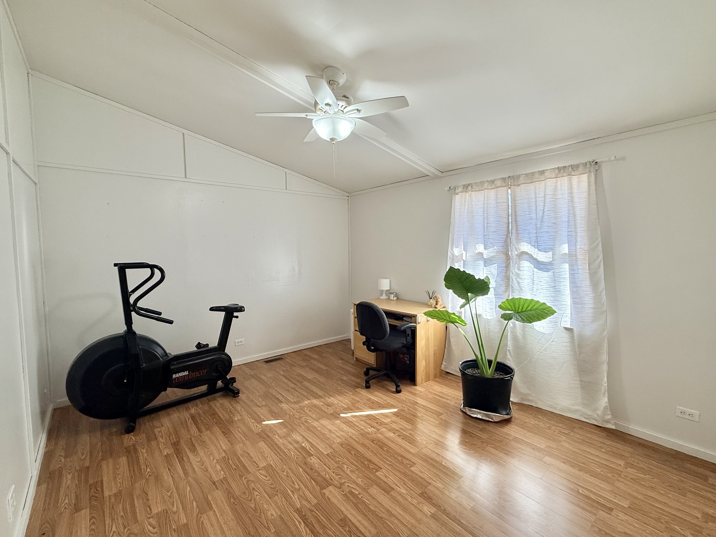 302 W Oak Street, Heyworth, IL 61745