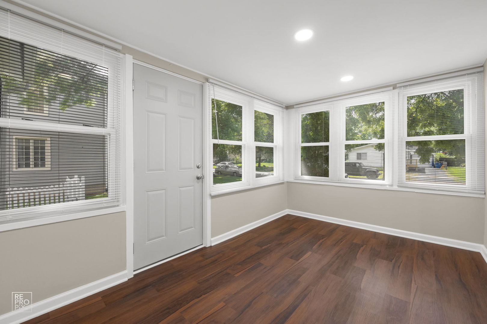 714 E Jackson Street #1, Morris, IL 60450