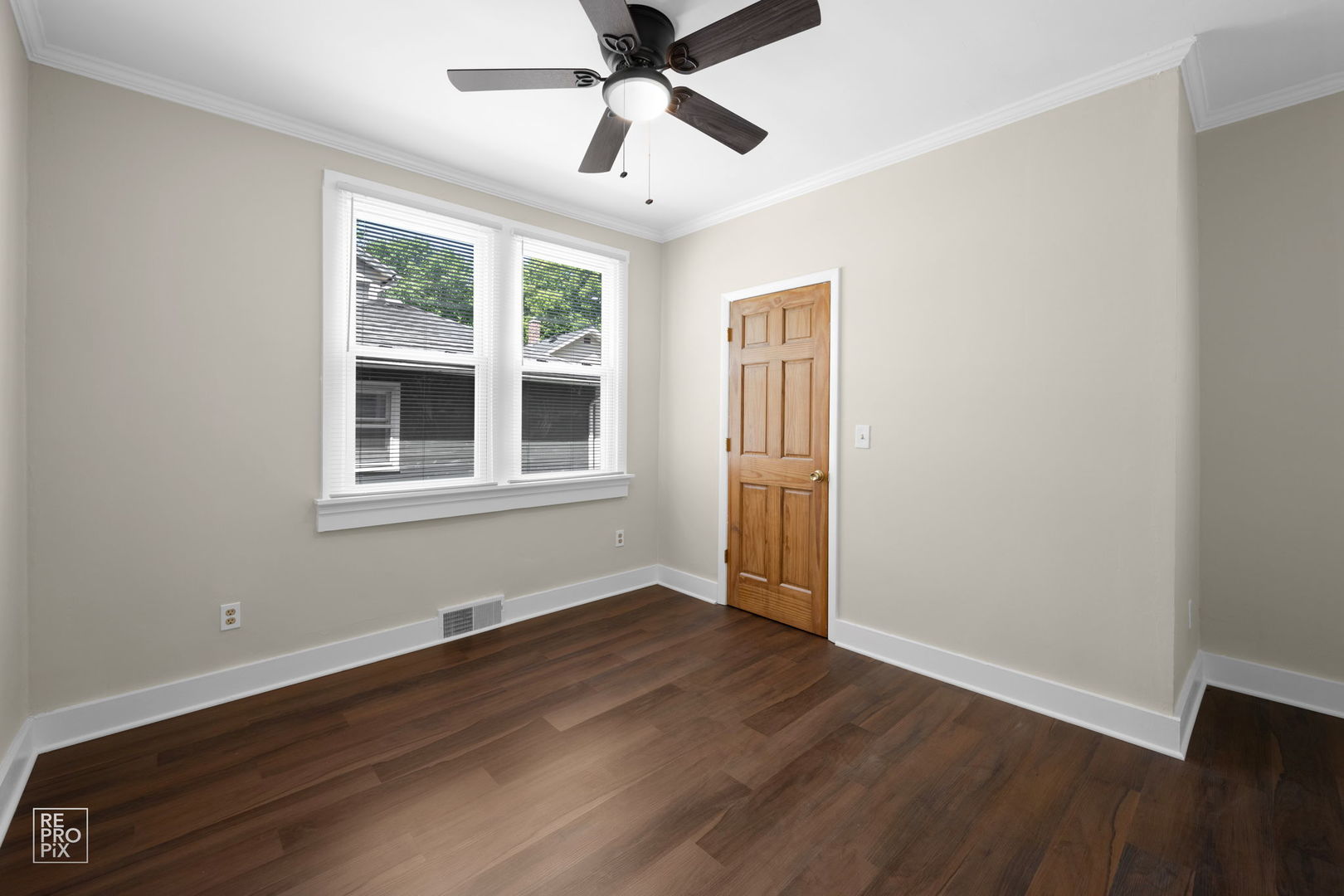 714 E Jackson Street #1, Morris, IL 60450