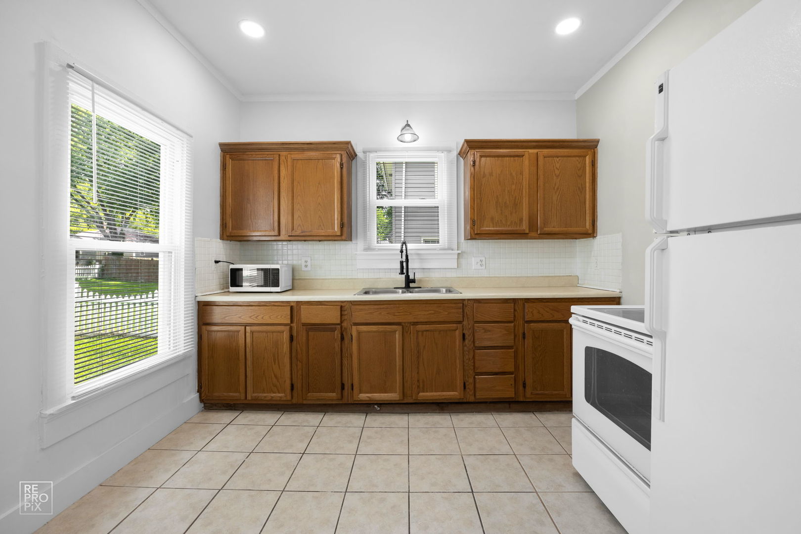 714 E Jackson Street #1, Morris, IL 60450