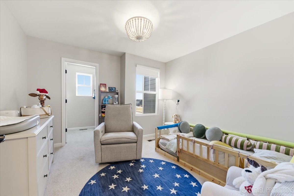 2132 Weatherbee Lane, Naperville, IL 60563