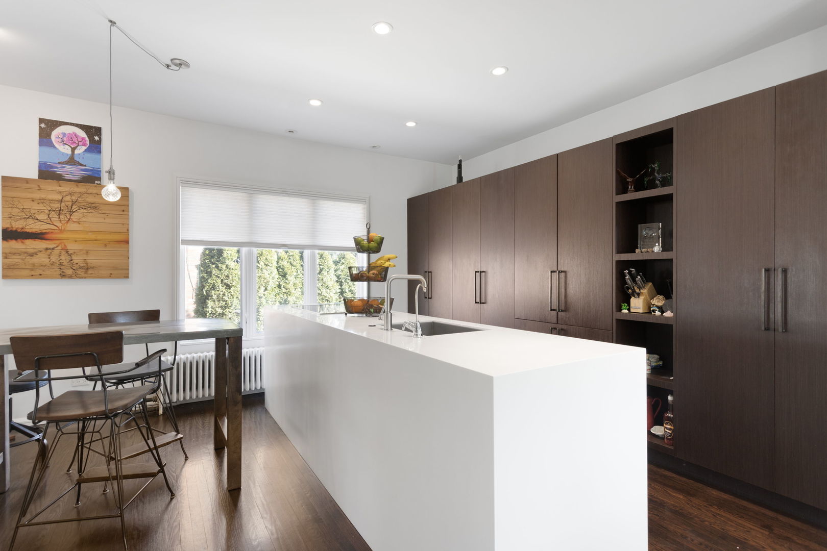 300 W ELM PARK Avenue, Elmhurst, IL 60126