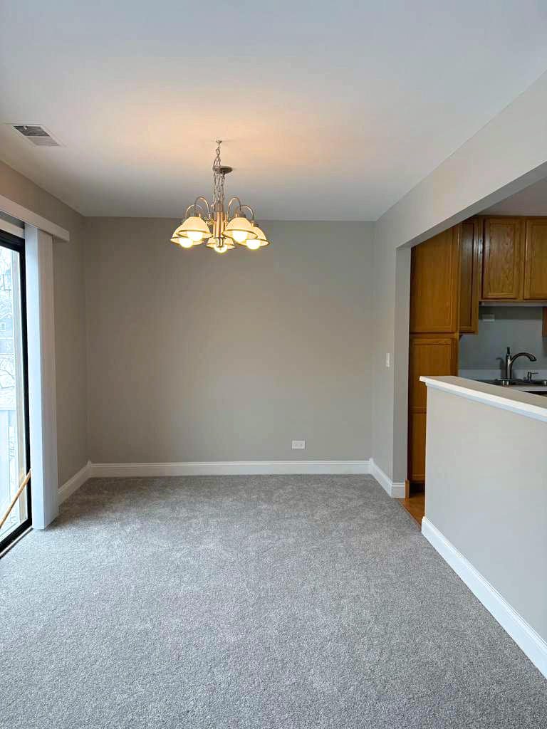 314 Wildberry Court #B2, Schaumburg, IL 60193