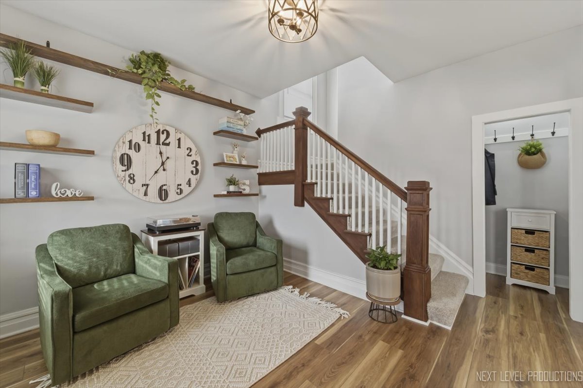 1123 Prairie Street, Aurora, IL 60506