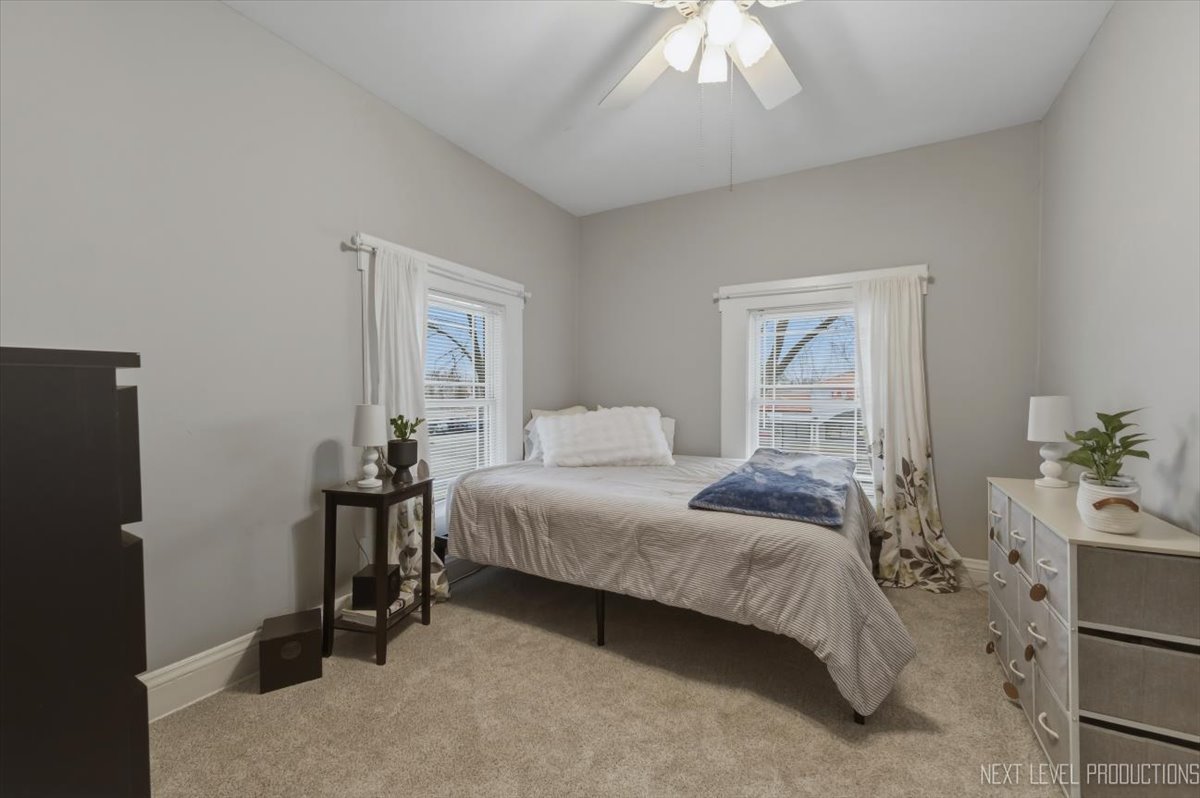 1123 Prairie Street, Aurora, IL 60506