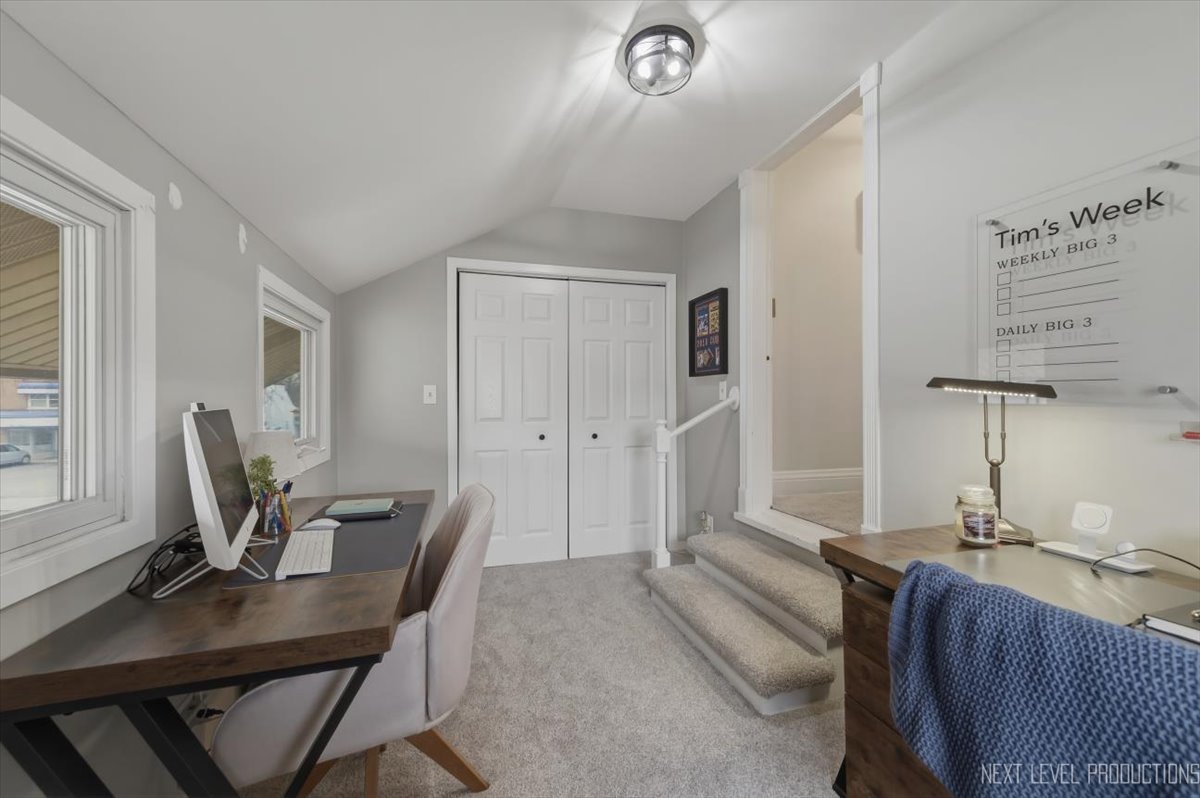 1123 Prairie Street, Aurora, IL 60506