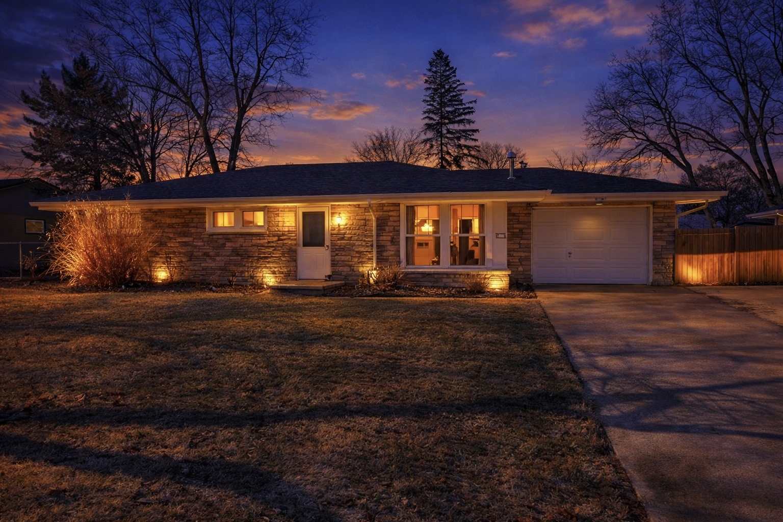 212 Hill Avenue, North Aurora, IL 60542