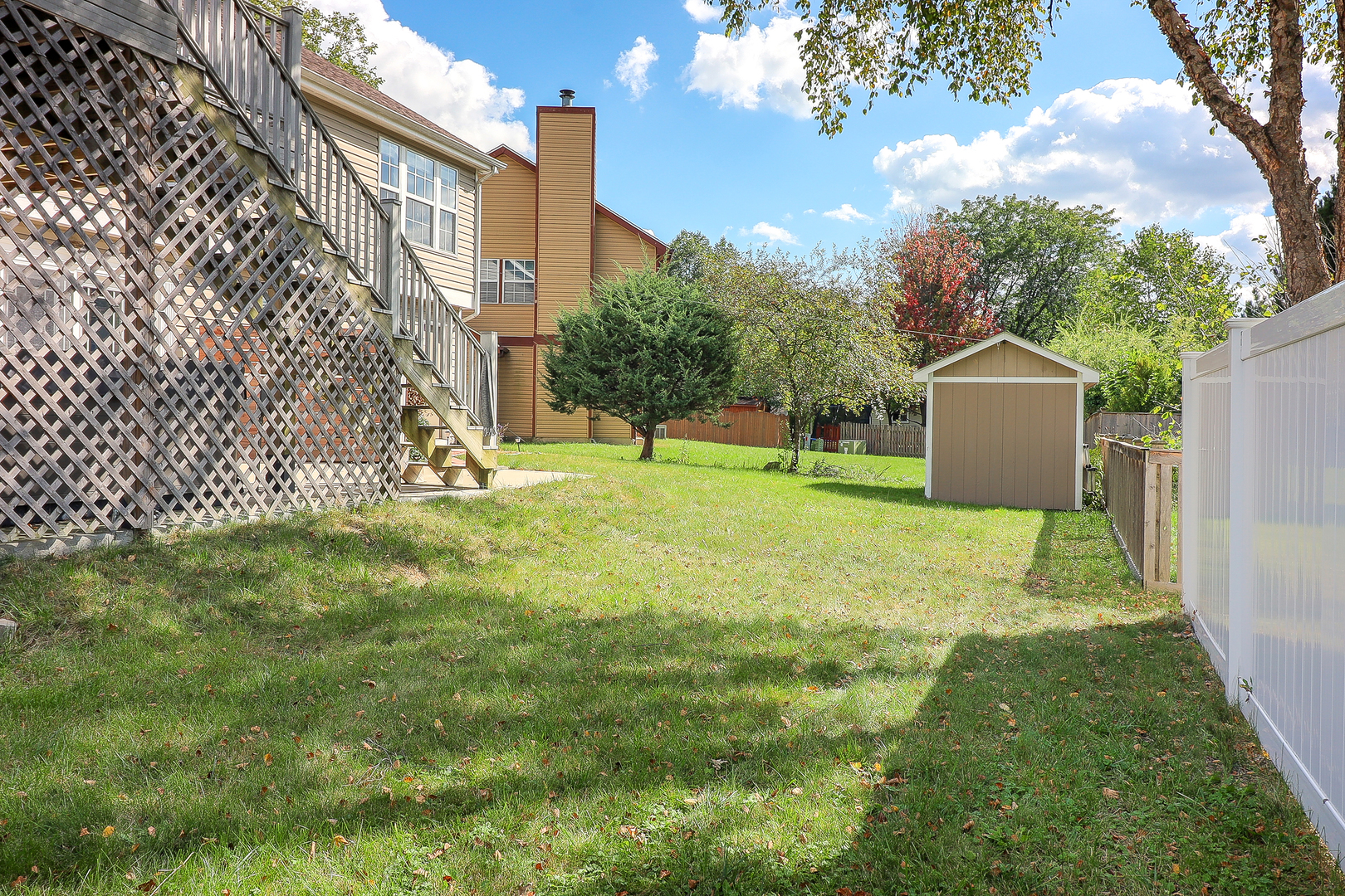 157 Wildberry Court, Aurora, IL 60504