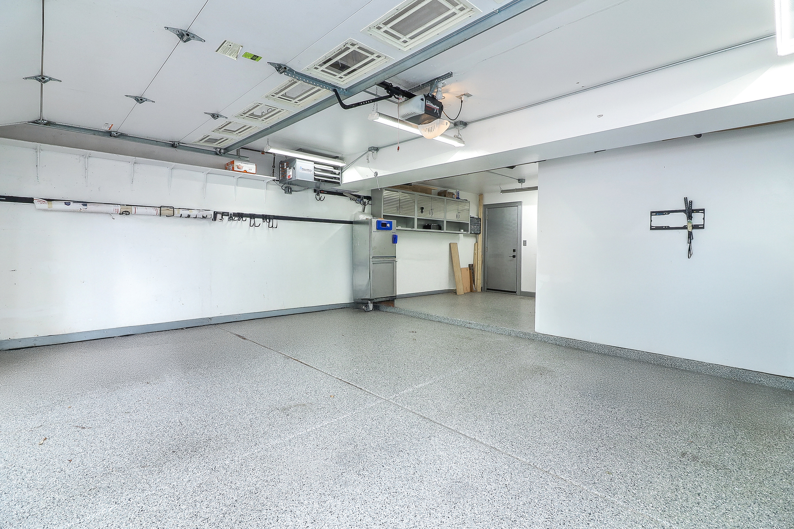 157 Wildberry Court, Aurora, IL 60504