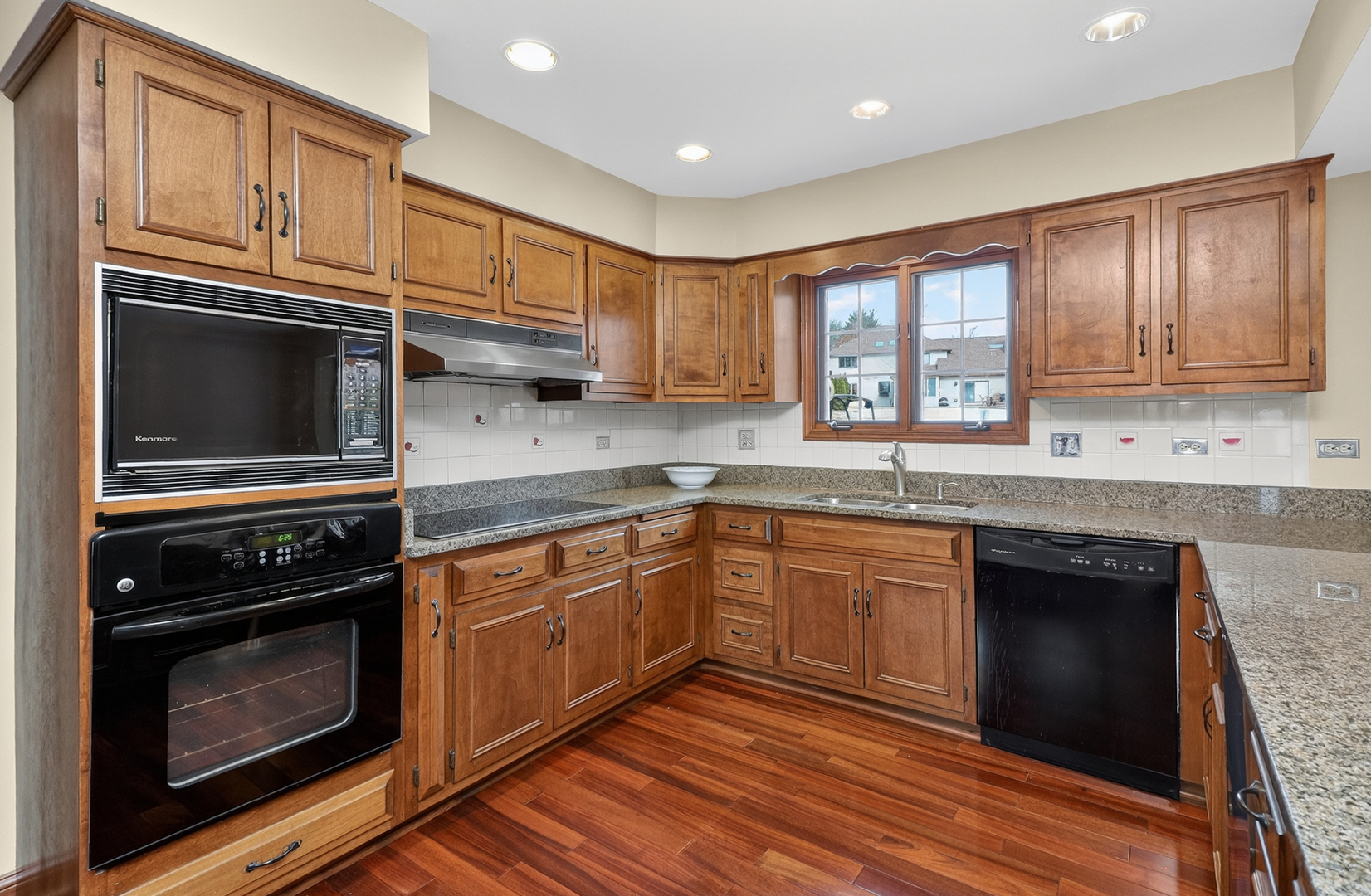 6081 BROOKLINE Court, Lisle, IL 60532