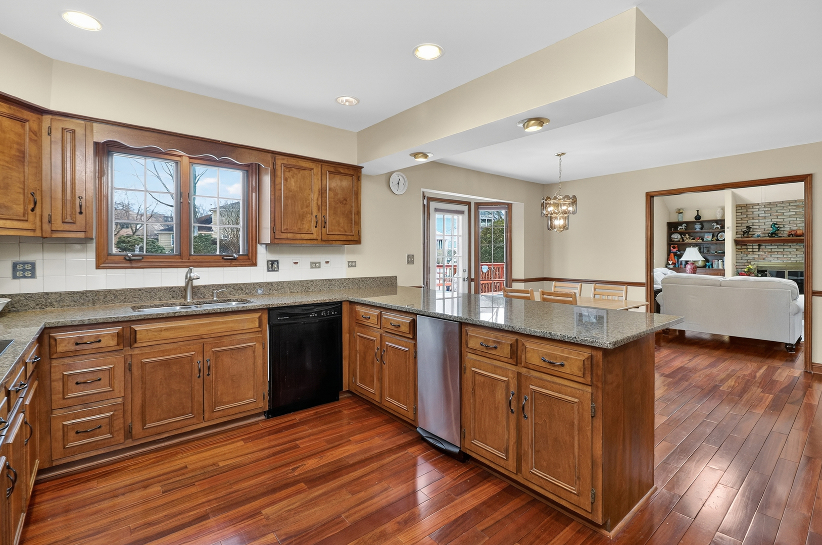 6081 BROOKLINE Court, Lisle, IL 60532