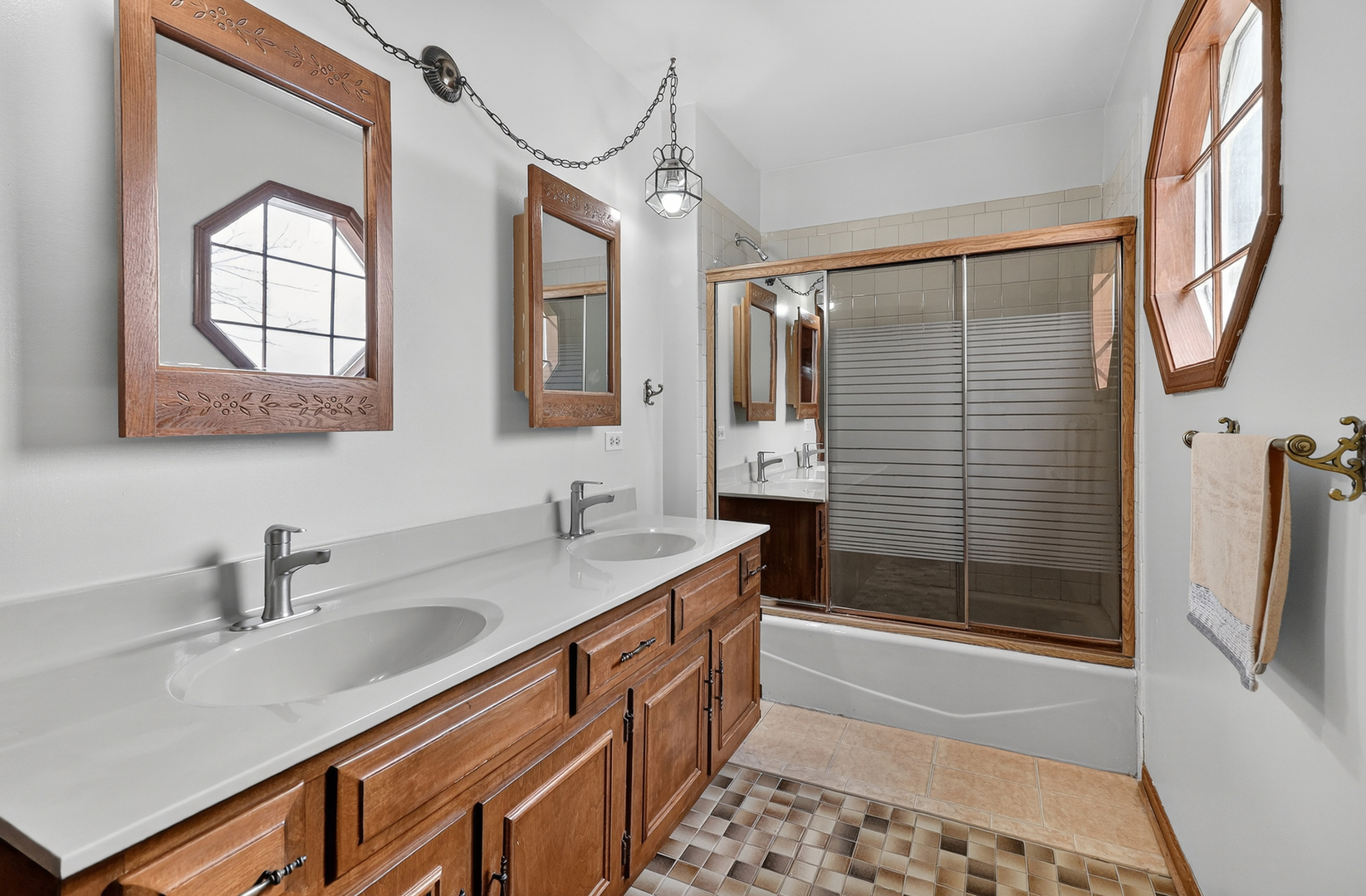 6081 BROOKLINE Court, Lisle, IL 60532