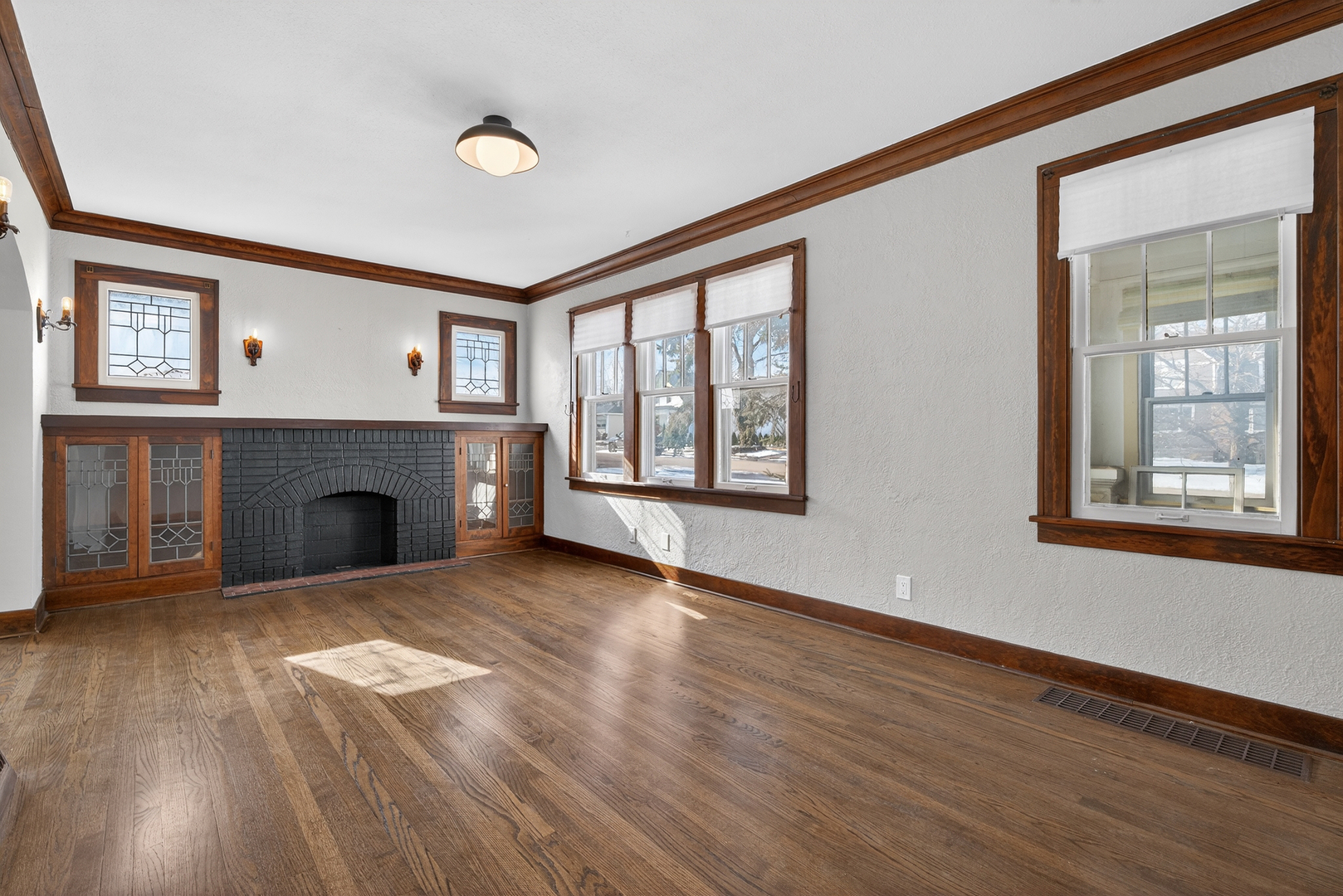 639 Dunbar Street, Beecher, IL 60401