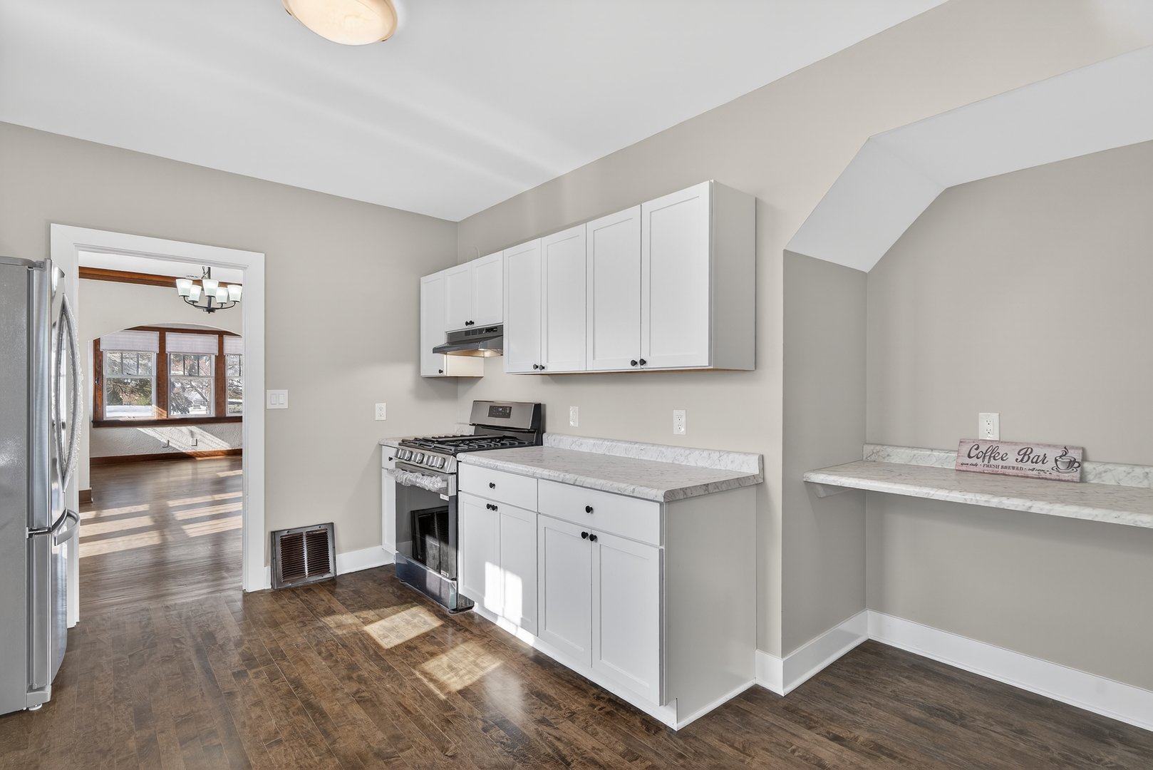 639 Dunbar Street, Beecher, IL 60401