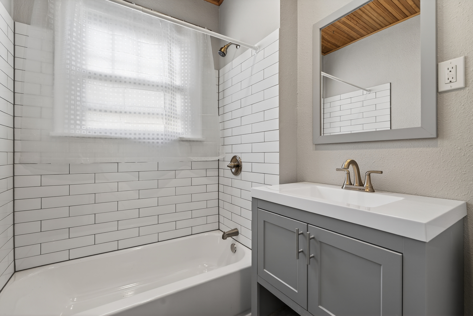 639 Dunbar Street, Beecher, IL 60401