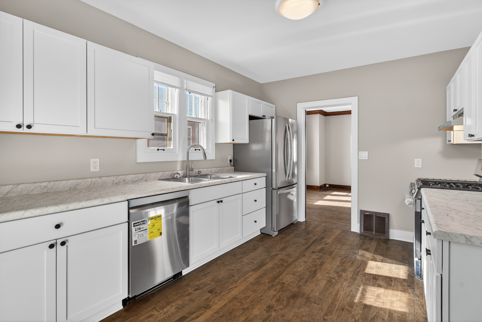 639 Dunbar Street, Beecher, IL 60401