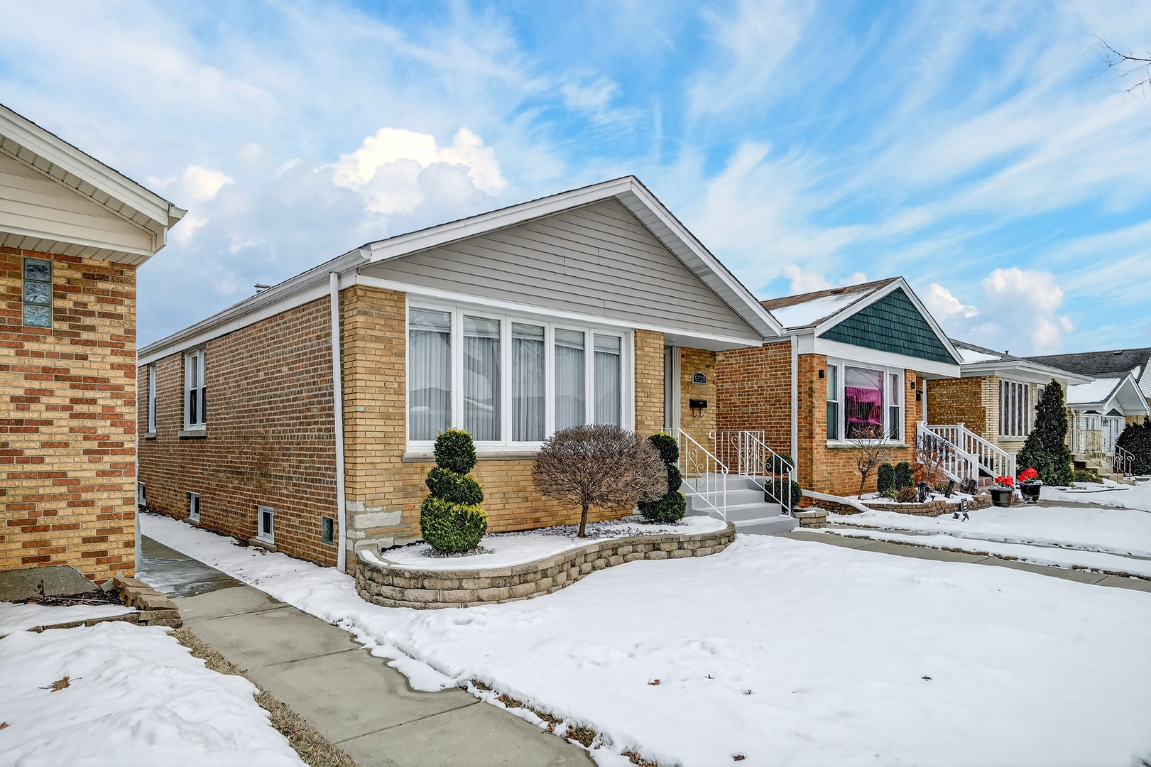 5723 S Melvina Avenue, Chicago, IL 60638