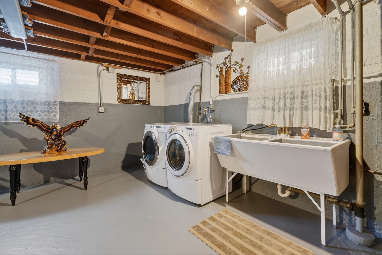 5723 S Melvina Avenue, Chicago, IL 60638