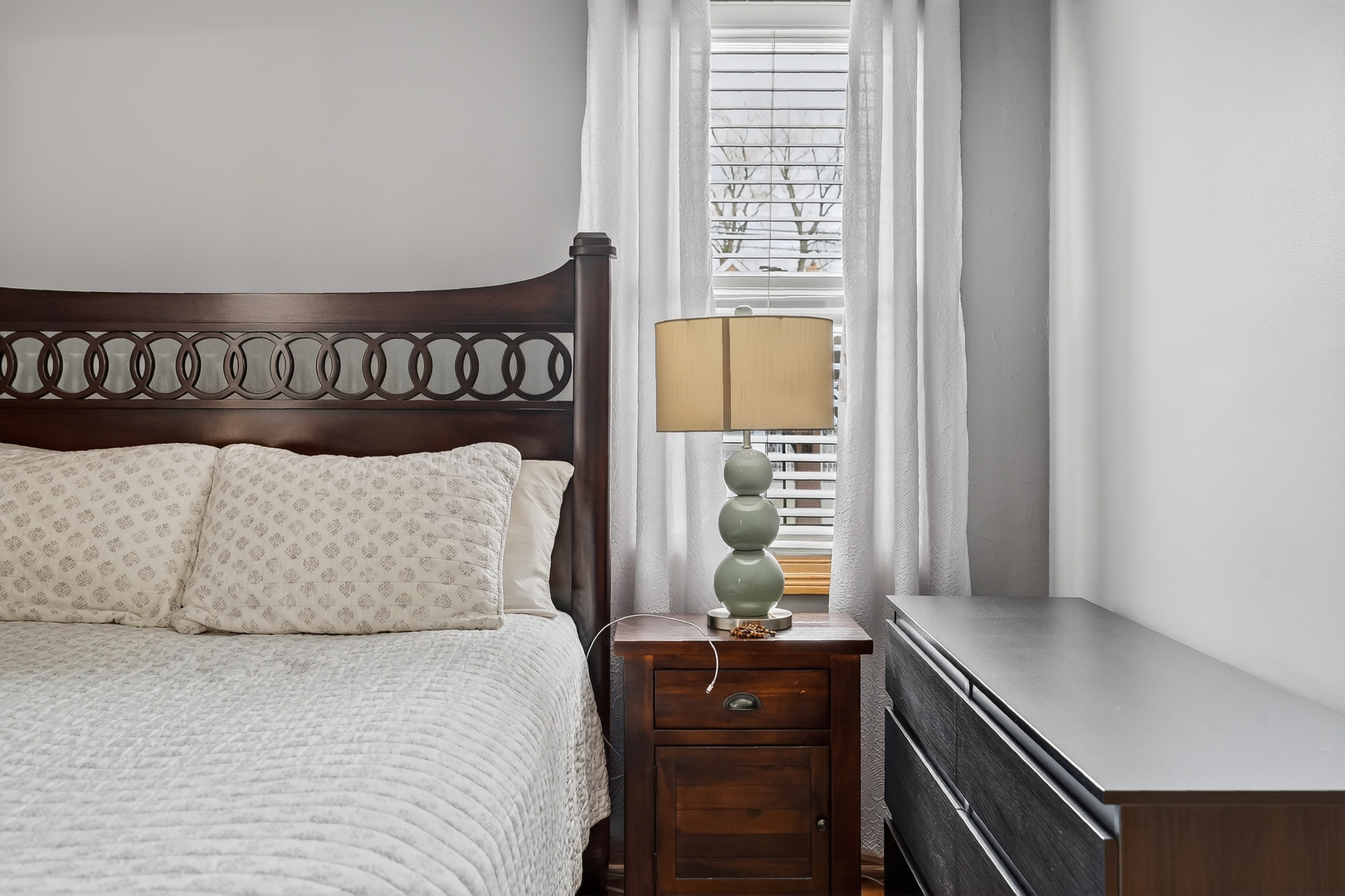 5723 S Melvina Avenue, Chicago, IL 60638