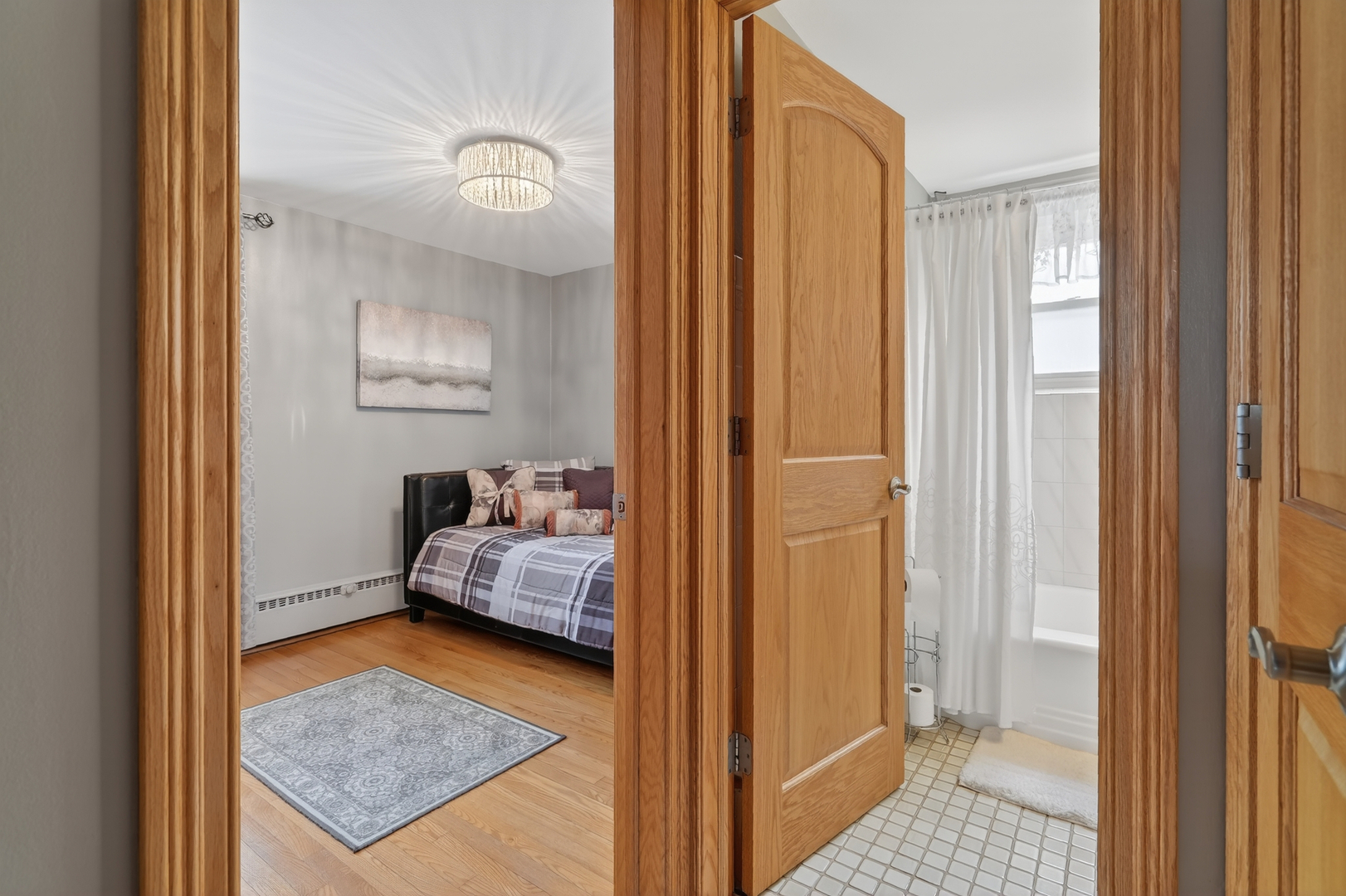 5723 S Melvina Avenue, Chicago, IL 60638