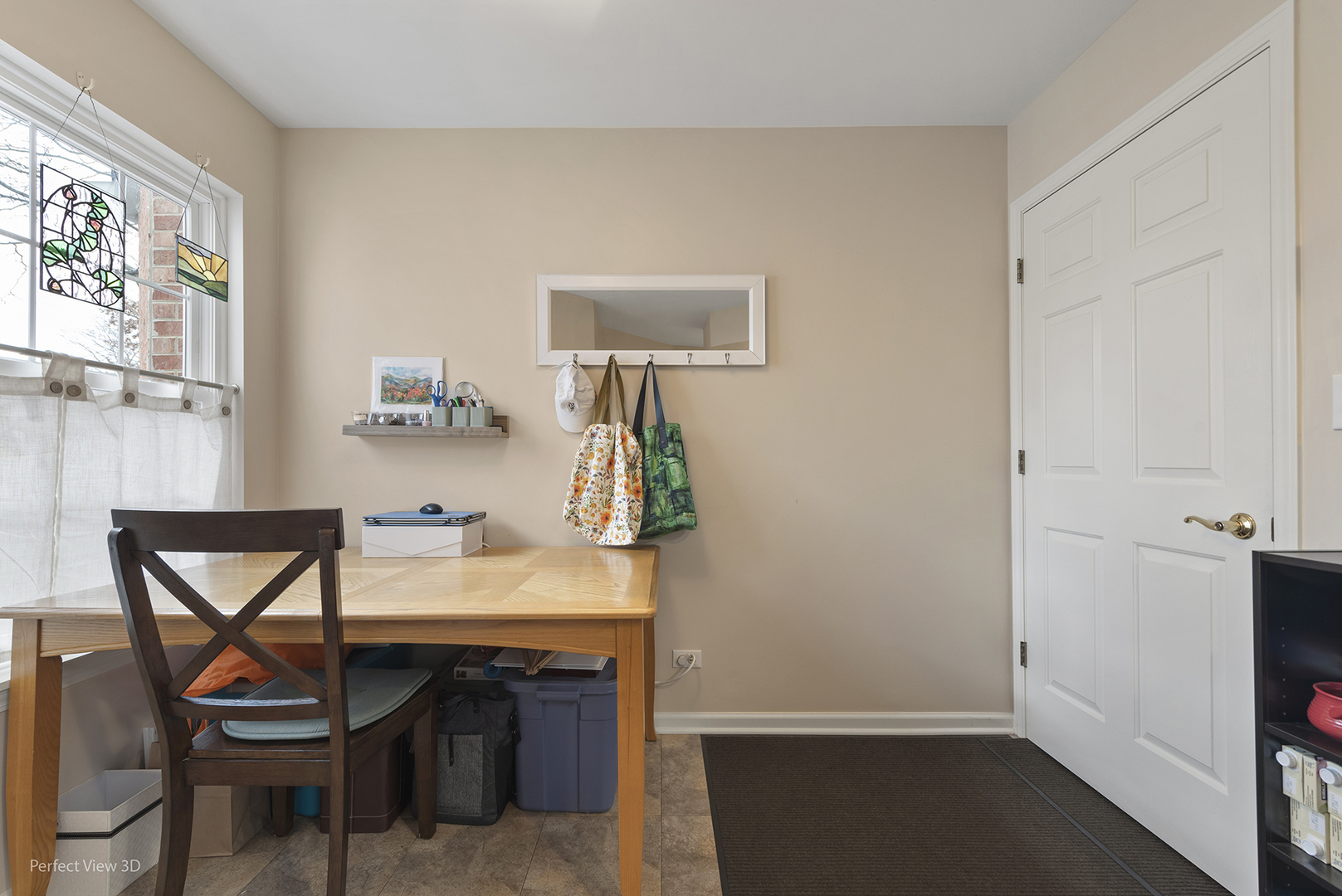 121 Pembroke Circle, Lake Bluff, IL 60044