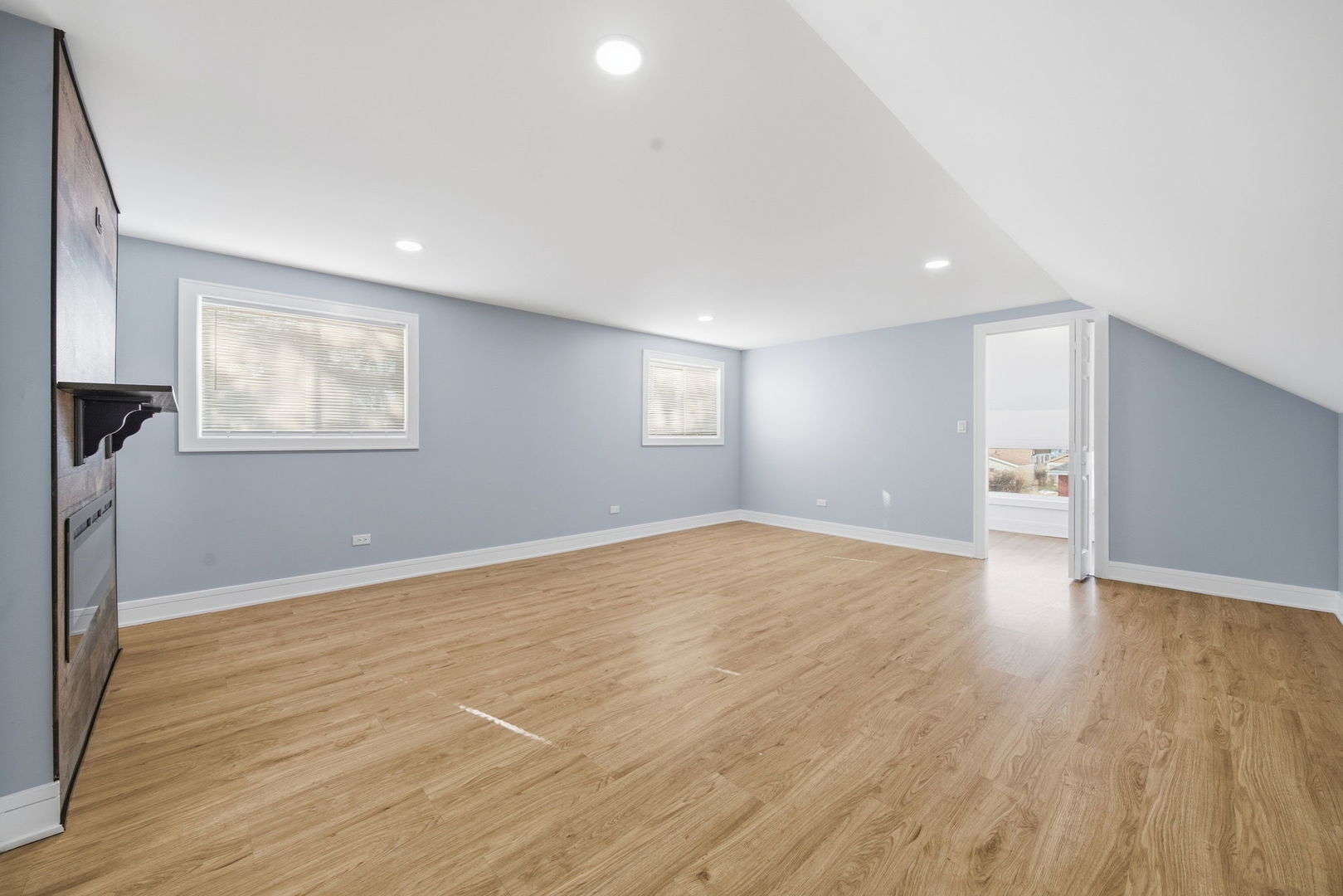 12315 S Morgan Street, Calumet Park, IL 60827