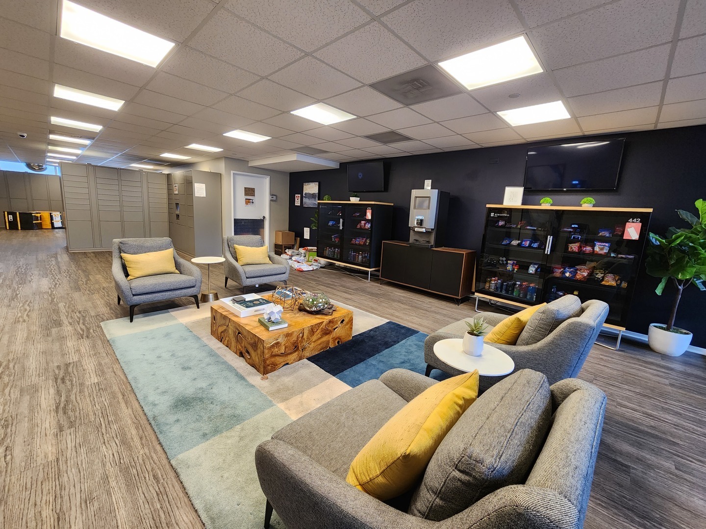 9655 Woods Drive #512, Skokie, IL 60077