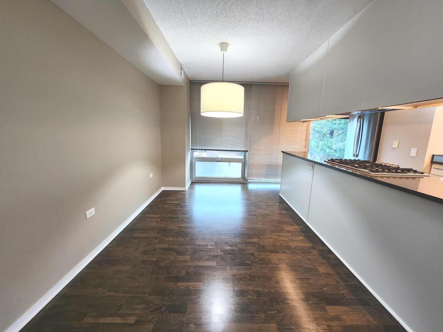 9655 Woods Drive #512, Skokie, IL 60077