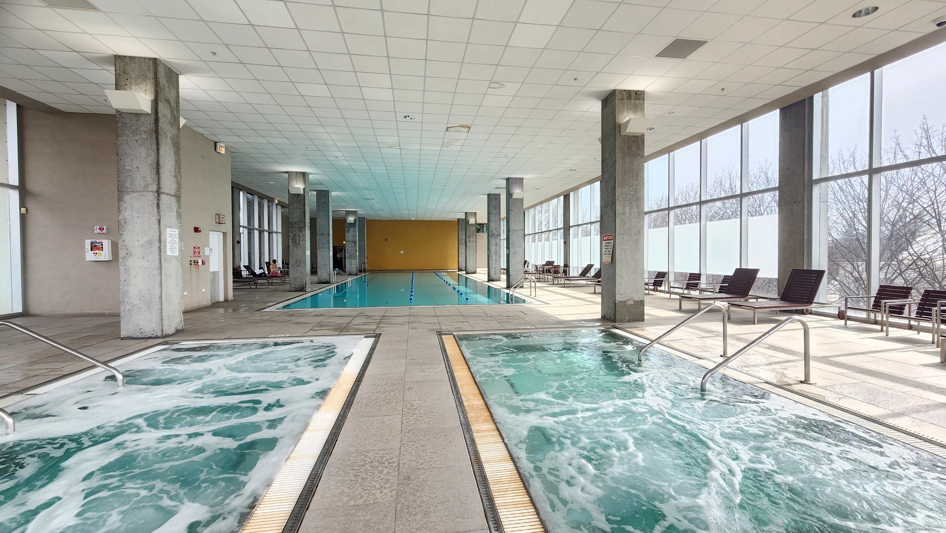 9655 Woods Drive #512, Skokie, IL 60077