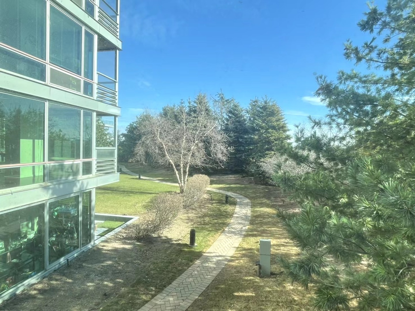 9655 Woods Drive #512, Skokie, IL 60077