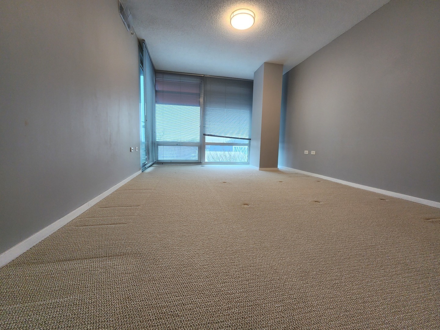 9655 Woods Drive #512, Skokie, IL 60077