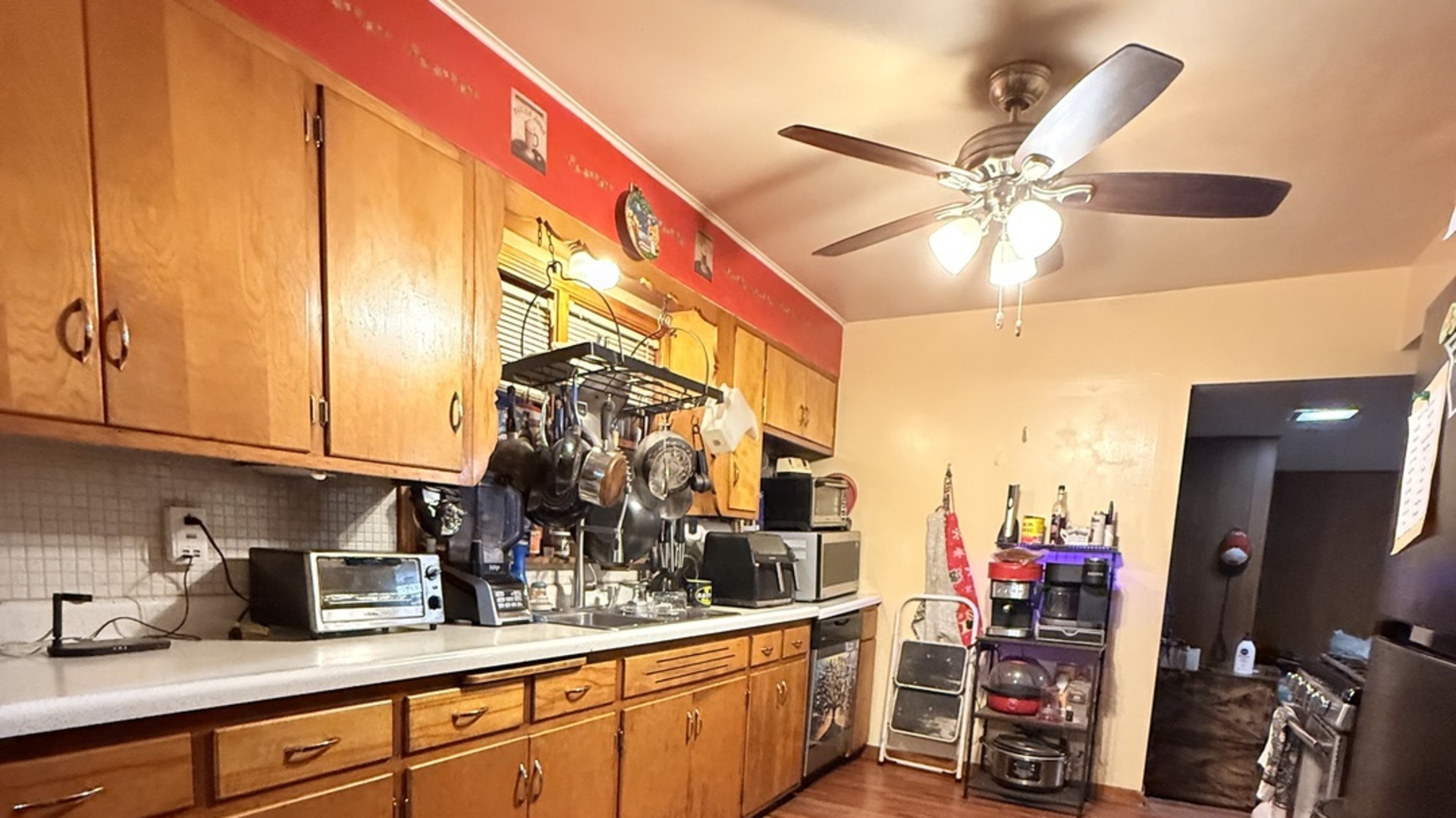 18035 Oakley Avenue, Lansing, IL 60438