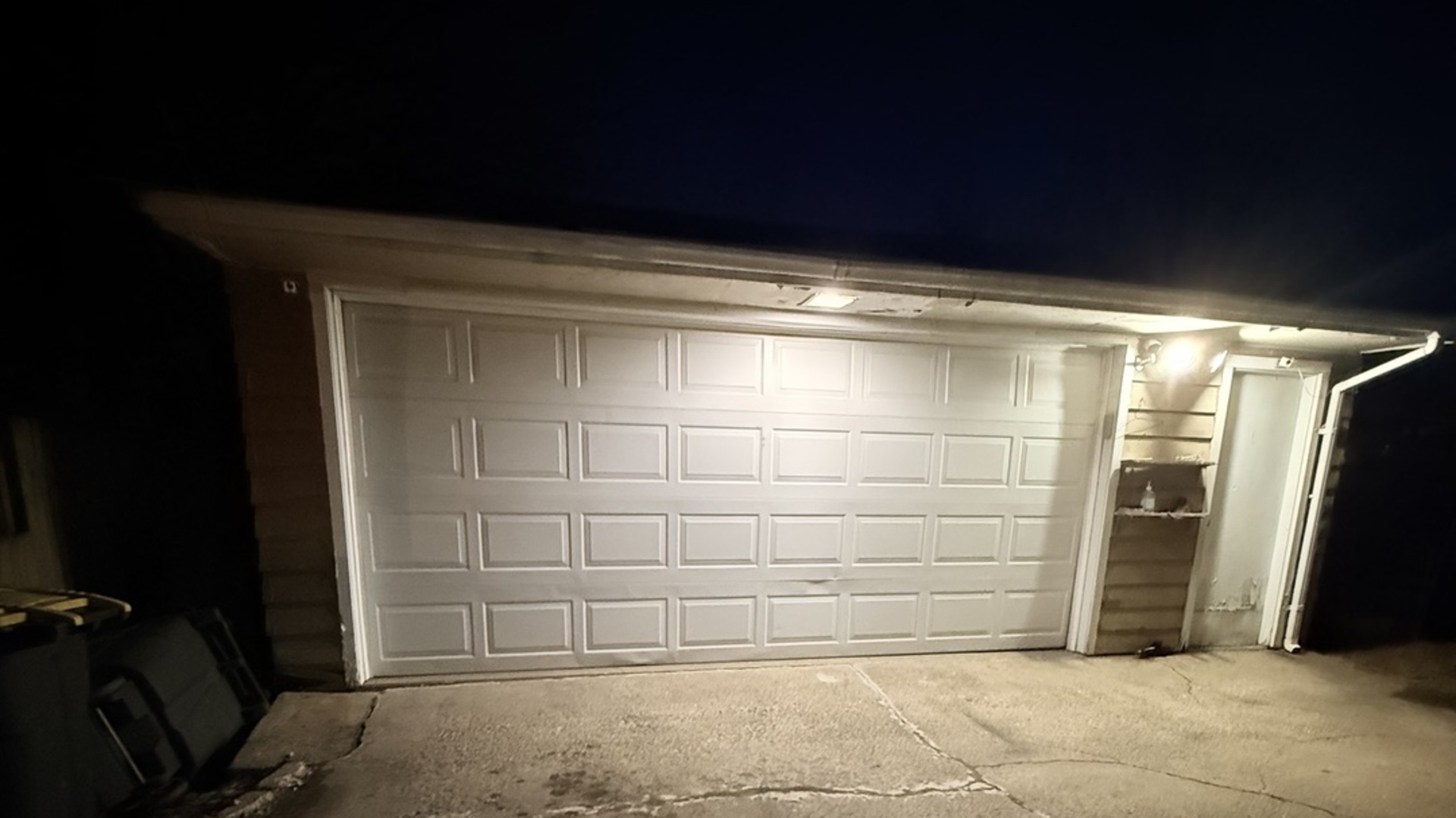 18035 Oakley Avenue, Lansing, IL 60438