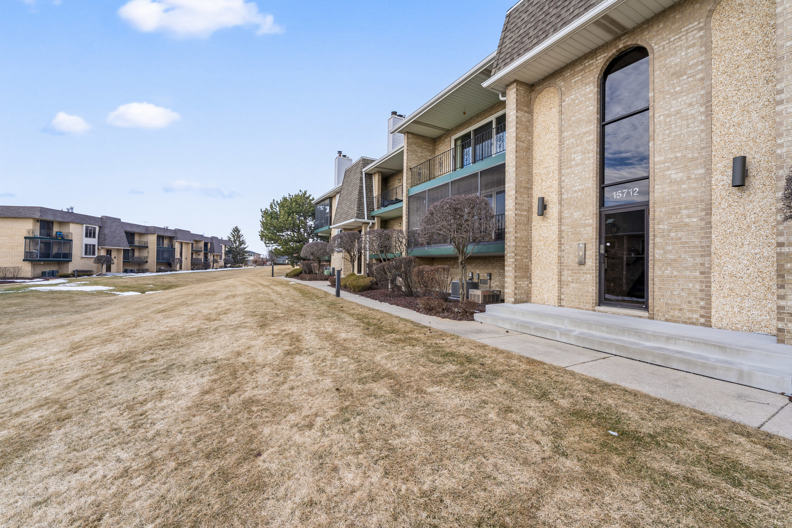 15712 S Sunset Ridge Court #1N, Orland Park, IL 60462