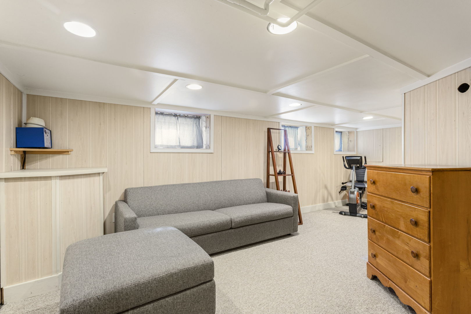 4936 Middaugh Avenue, Downers Grove, IL 60515