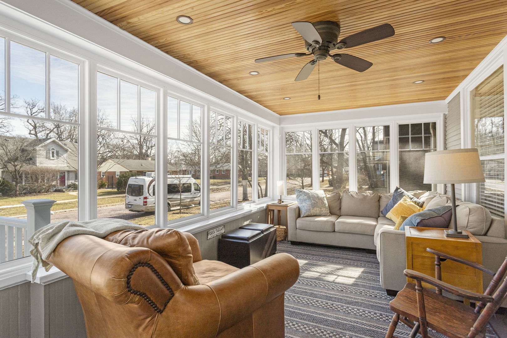 4936 Middaugh Avenue, Downers Grove, IL 60515