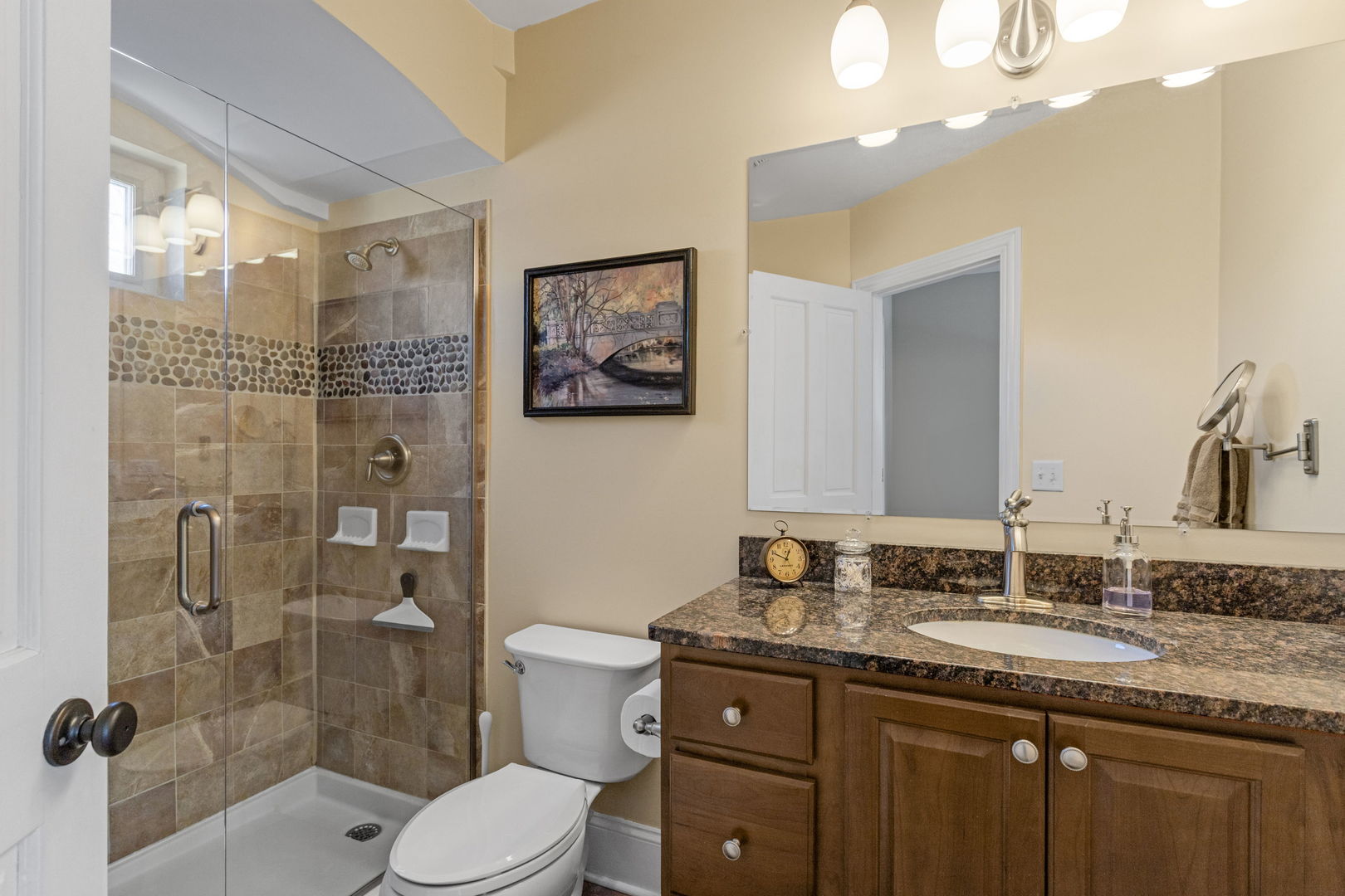 4936 Middaugh Avenue, Downers Grove, IL 60515