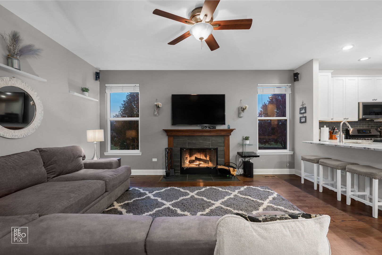 598 Wexford Drive, Elgin, IL 60124