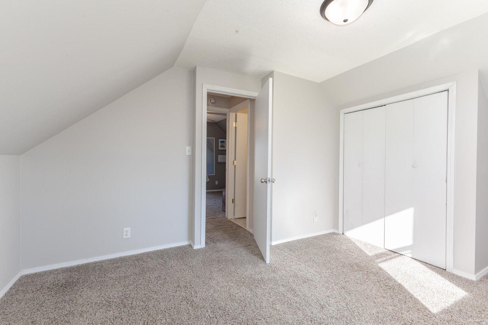 306 E Cooper Street, Colfax, IL 61728