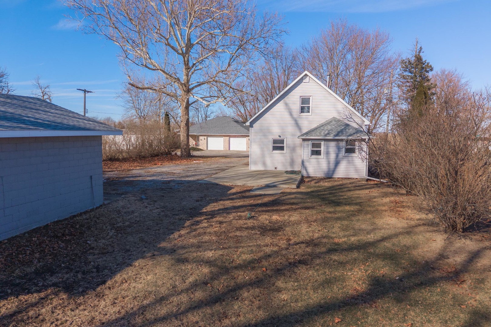 306 E Cooper Street, Colfax, IL 61728