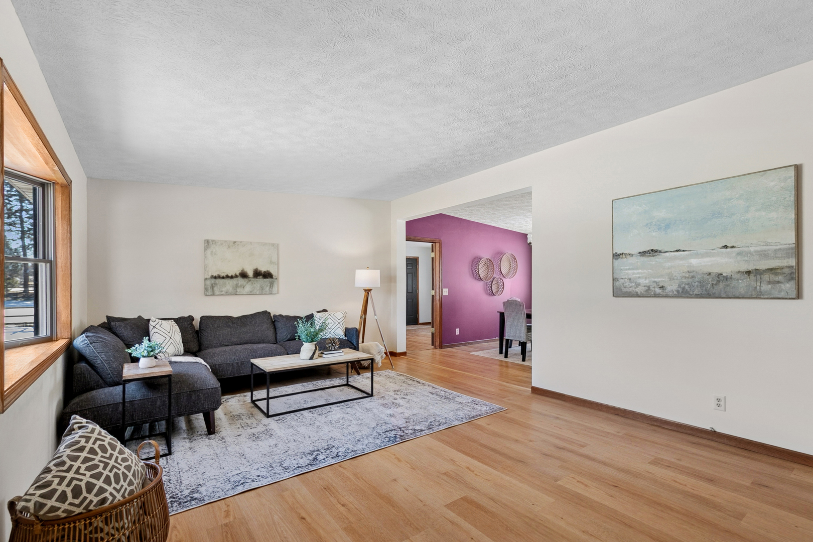 33430 N Hunt Club Road, Libertyville, IL 60048