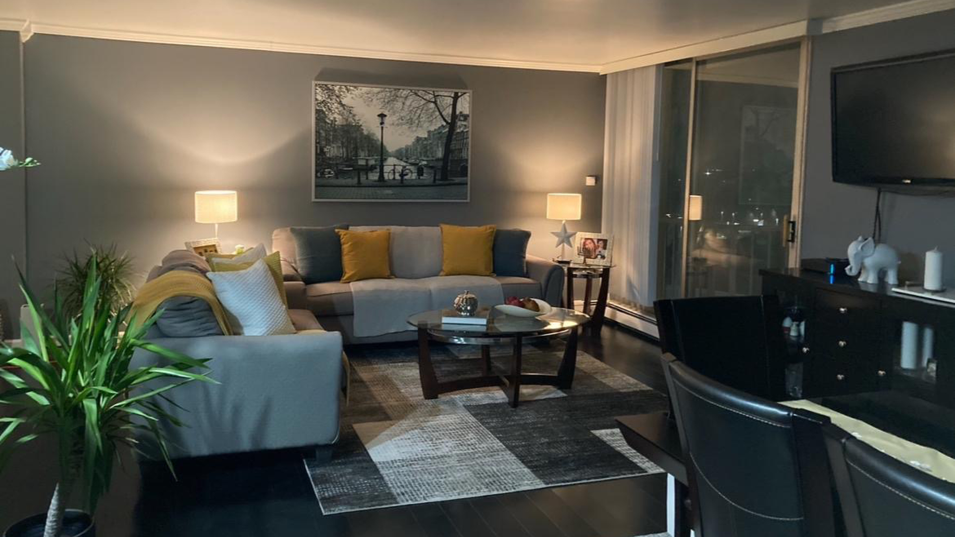 20 N Tower Road #12E, Oak Brook, IL 60523