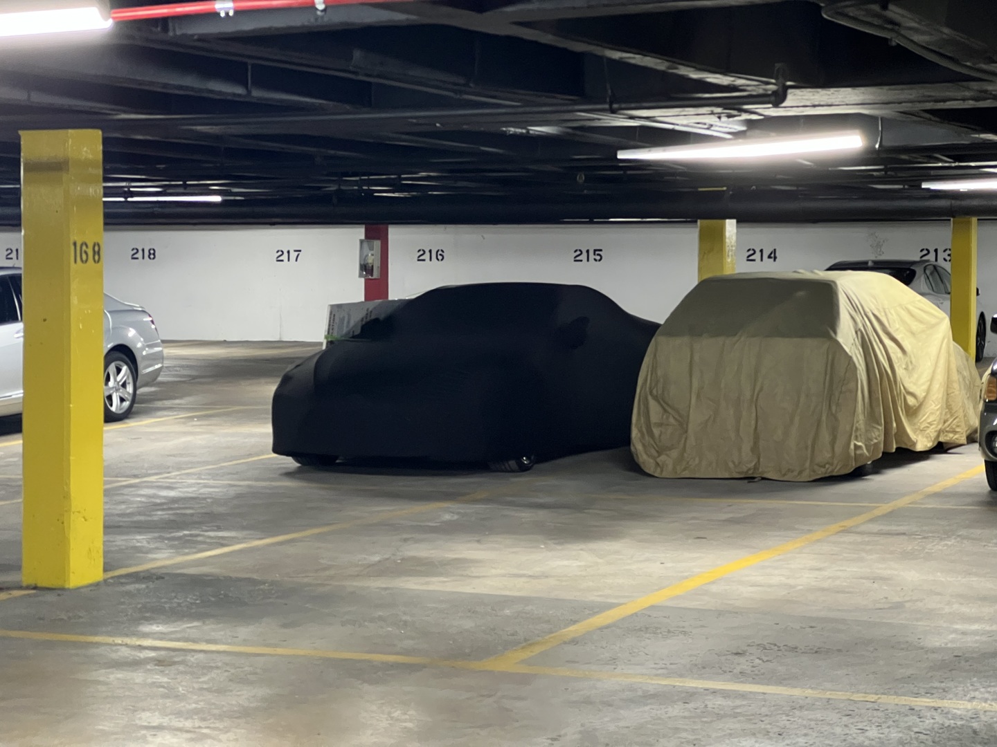 20 N Tower Road #12E, Oak Brook, IL 60523