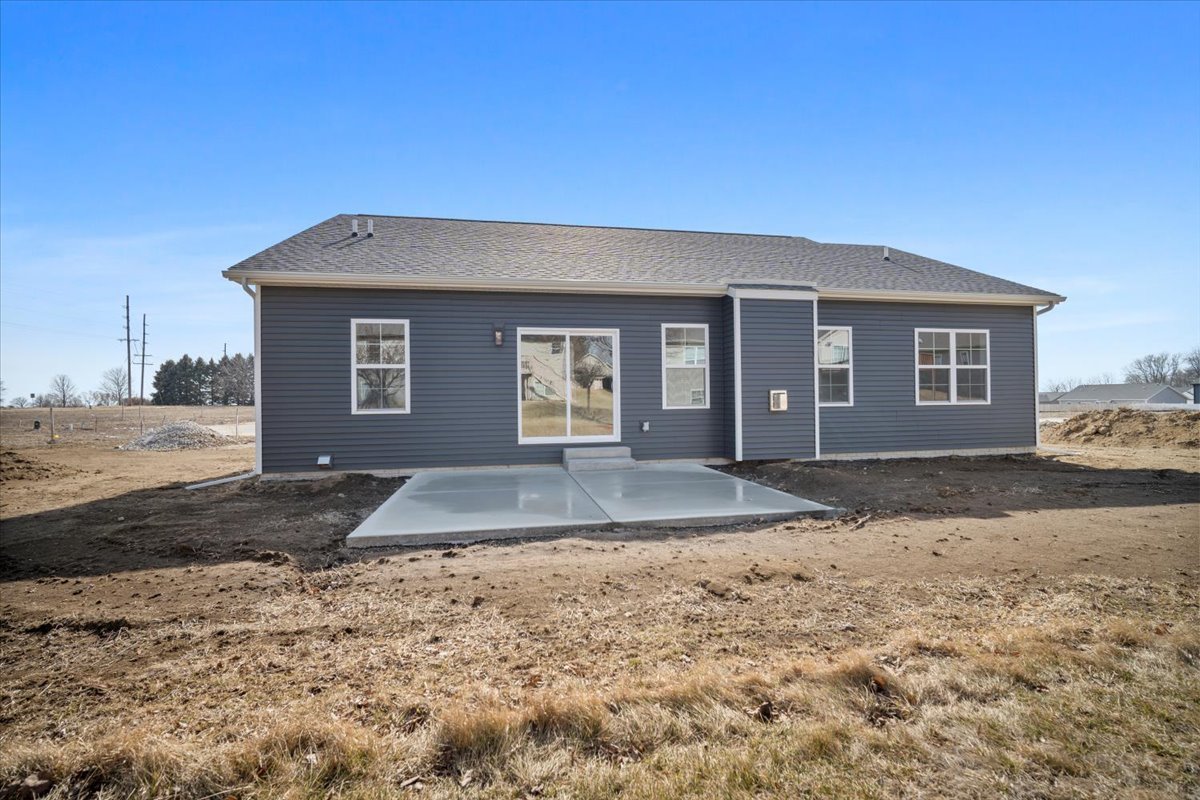 807 Verkler Court, Bloomington, IL 61704