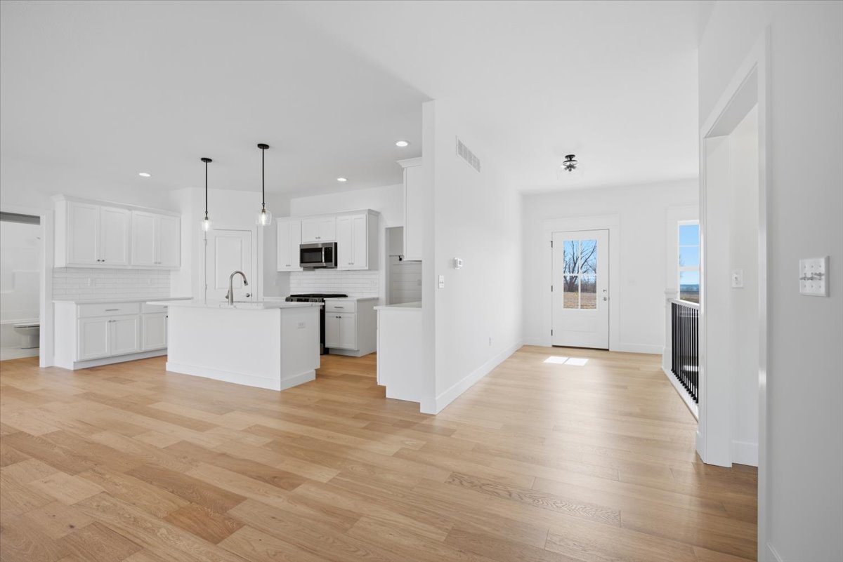 807 Verkler Court, Bloomington, IL 61704