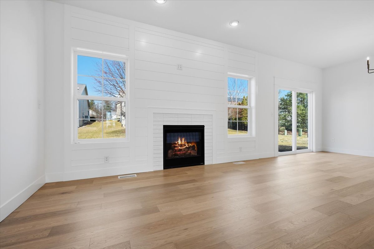 807 Verkler Court, Bloomington, IL 61704