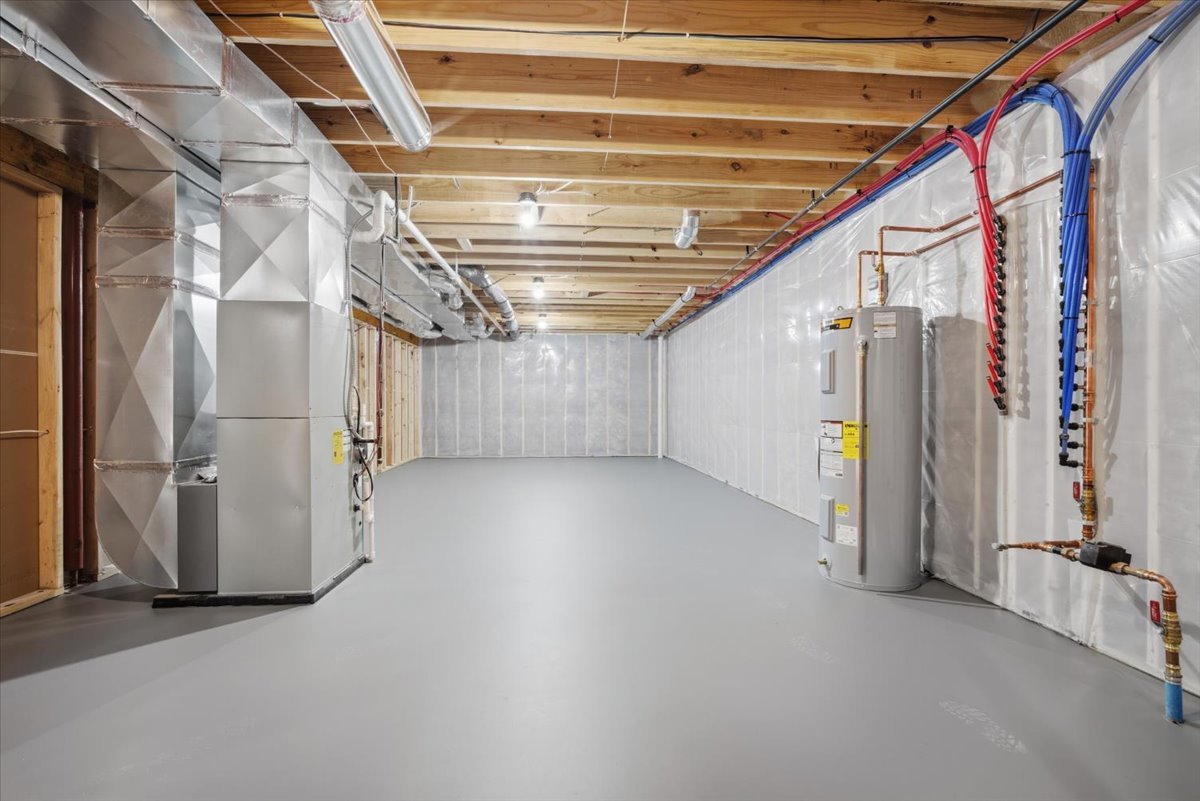 807 Verkler Court, Bloomington, IL 61704