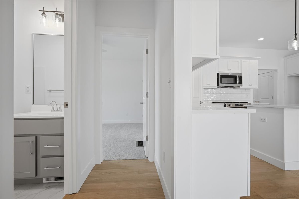 807 Verkler Court, Bloomington, IL 61704