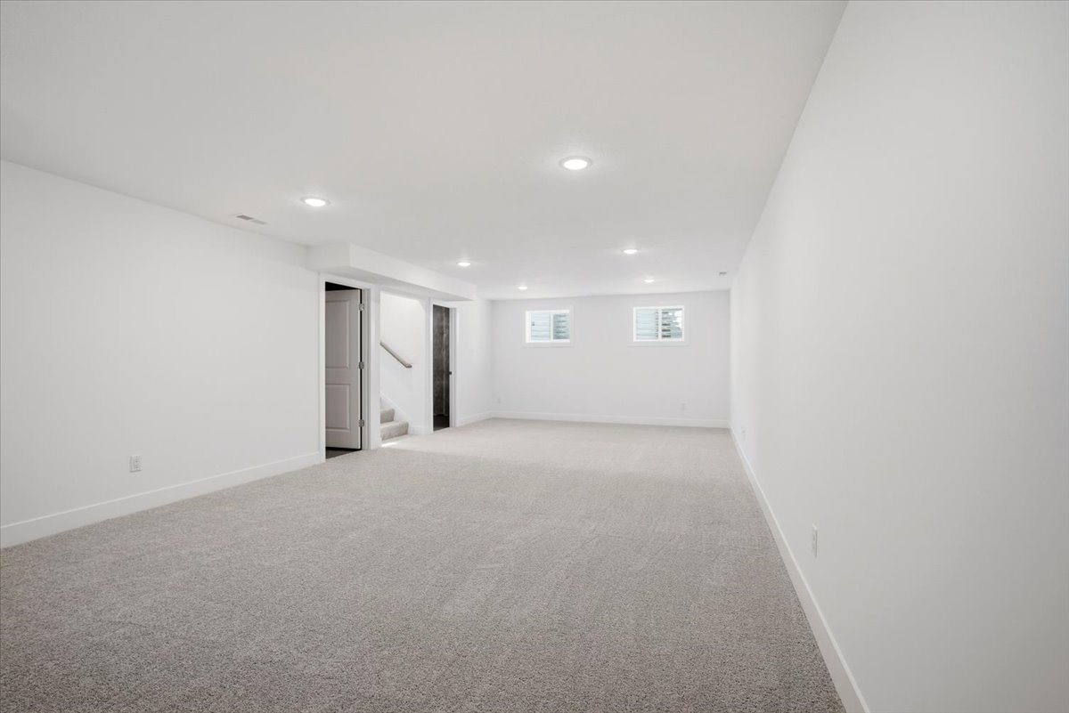 807 Verkler Court, Bloomington, IL 61704