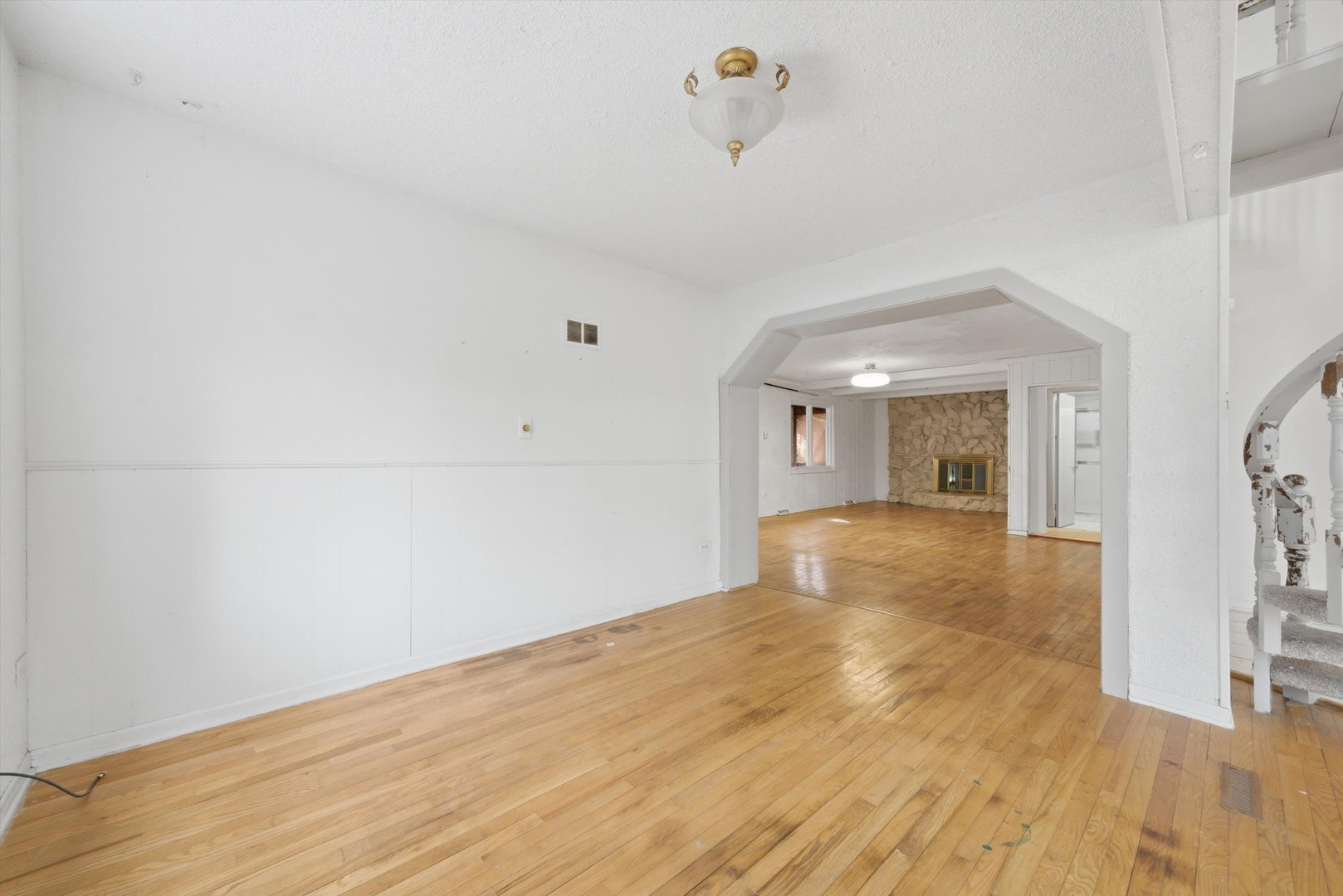 16861 Thackery Avenue, Oak Forest, IL 60452